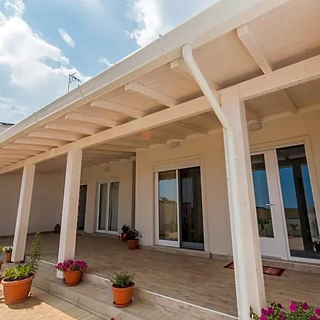 Edone Bed & Breakfast 3*
