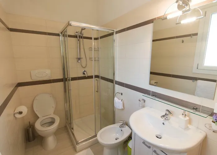 فندق مبيت وإفطار Edone 3*